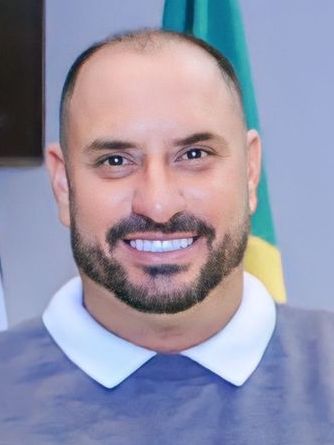 Carlos Bandeira Mioli (Cal Bandeira)